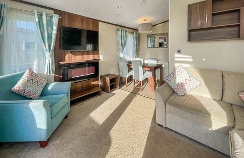 Langham House | This exclusive holiday home boasts a stylish and contemporary design.