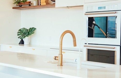 Southwest Mission House | This house is a 3 bedroom(s), 3.5 bathrooms, located in Kelowna, BC.