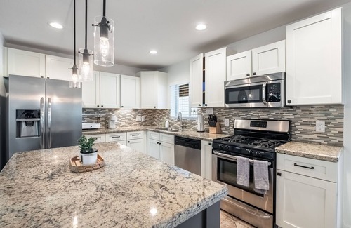Papago Parkway House | This house is a 4 bedroom(s), 2 bathrooms, located in Scottsdale, AZ.