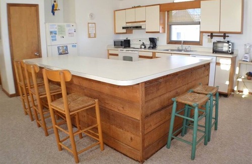 South Nags Head House | This inviting house offers great ocean views!
