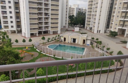 Nashik Apartment | This is 3 BHK Flat situated in Aryavarta complex, beautiful, clean & secured.