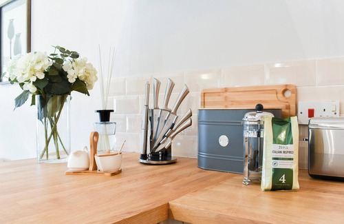 Winterslow Cottage | This is a great base to explore Salisbury and the surrounding countryside.
