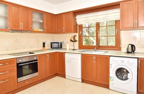 Kyrenia District House | THIS IS THE ONE !