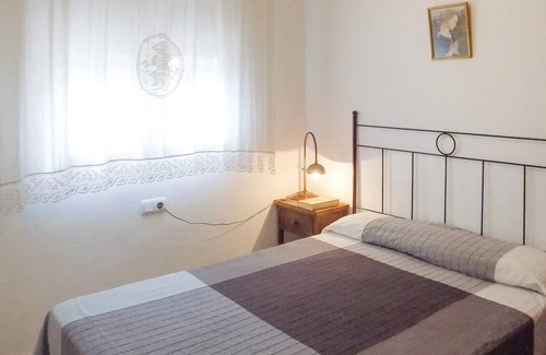 Torrent House | This lovely cottage in the countryside is located a few kilometers from supermarkets, shopping cente