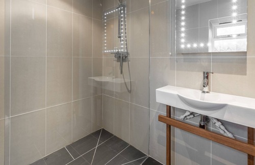 Stowmarket Cottage | This property is positioned in the west wing of a fabulous moated farm house.