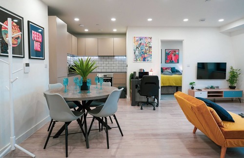 Bedford Apartment | This unique Bedford apartment.