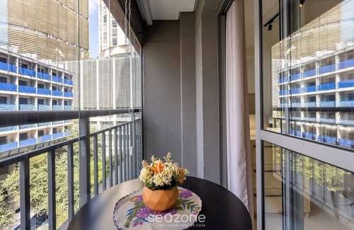 Vila Buarque Apartment | THK - Building With Pool in the Republica Neighborhood in SP