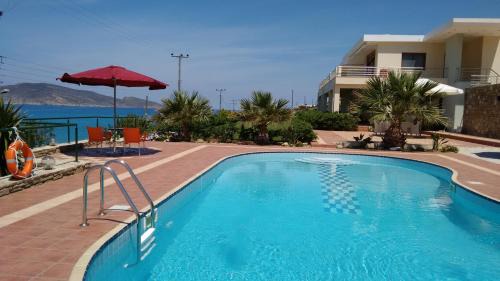 Pefki Apartment | Tholos Bay Suites