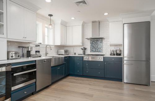 Plymouth Cultural District Apartment | Thomas Sea Suites at Harbourtown