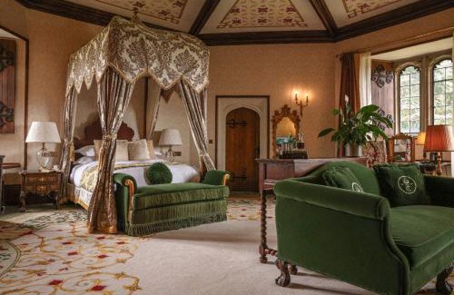 Thornbury House | Thornbury Castle - A Relais & Chateaux Hotel
