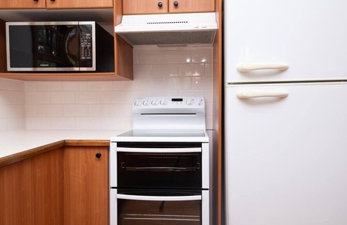Canobolas House | Thornleigh Cottage - Peaceful, Cosy & Convenient