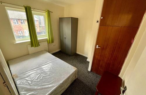 Nottingham House | Three bed room House Near cricket Stadium