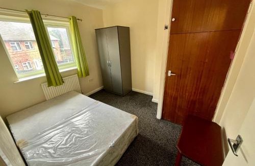 Nottingham House | Three bed room House Near cricket Stadium