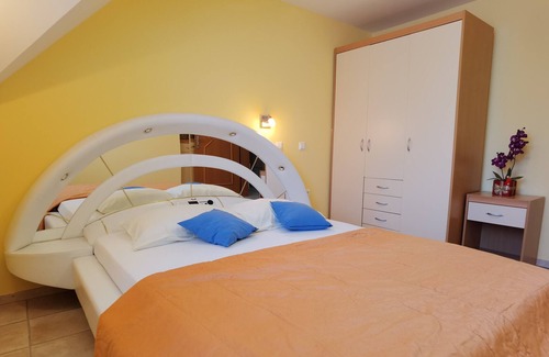 Gornji Grad Apartment | Three Bedroom Apartment