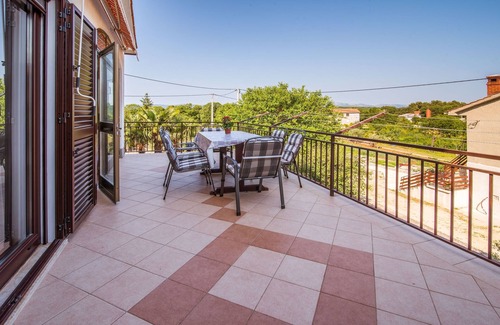Poljica Apartment | Three bedroom apartment with terrace Bajčići, Krk (A-13639-a)