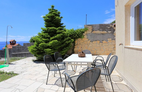 Marusici Apartment | Three bedroom apartment with terrace and sea view Marušići, Omiš (A-1024-a)
