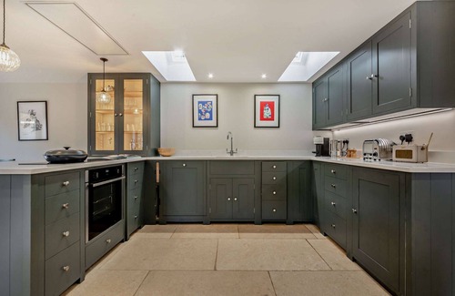 Todenham Cottage | Three bedroom Cotswold holiday cottage - Steeple View
