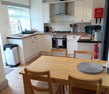Darley House | Three Bedroom Countryside Cottage