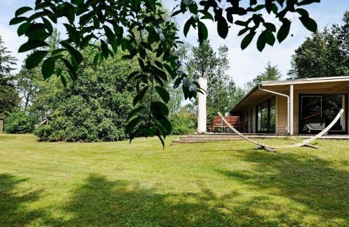 Bording House | Three-Bedroom Holiday home in Bording 3