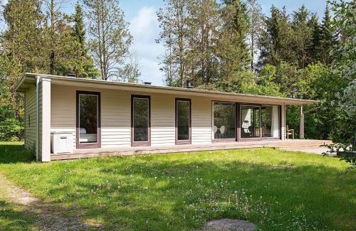 Bording House | Three-Bedroom Holiday home in Bording 3