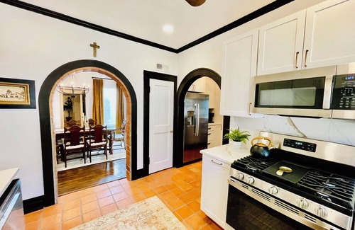 Sayles Blvd. Area House | Three Bedroom, Historic, Charming Spanish Villa in Abilene TX!