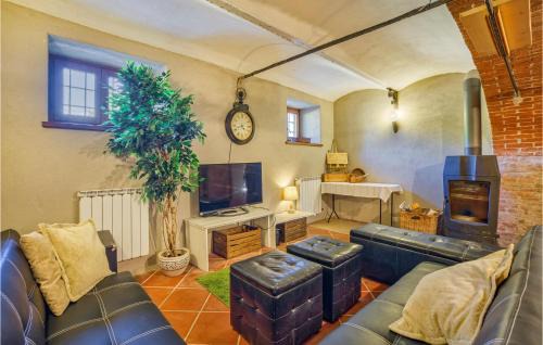 Bene Vagienna House | Three-Bedroom Holiday Home In Bene Vagienna Cn