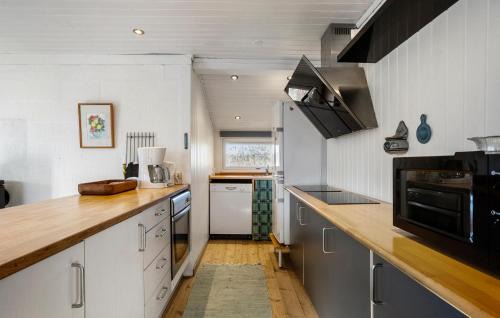 Strandby House | Three-Bedroom Holiday Home In Strandby