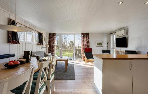 Strandby House | Three-Bedroom Holiday Home In Strandby