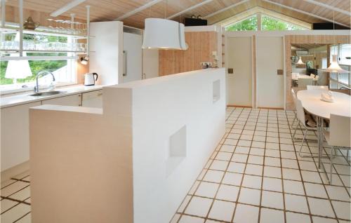 Vedelshave House | Three-Bedroom Holiday Home In Asperup