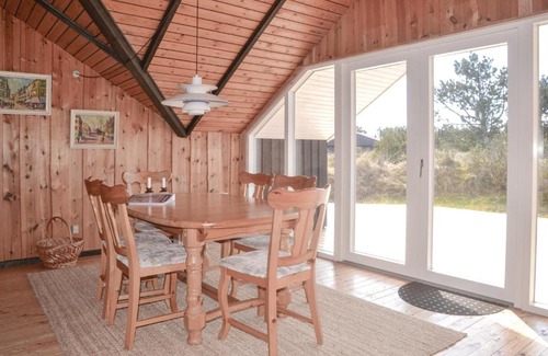 Grærup Strand House | Three-Bedroom Holiday Home in Oksbol