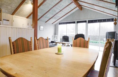 Hejlsminde Strand House | Three-Bedroom Holiday Home In Hejls