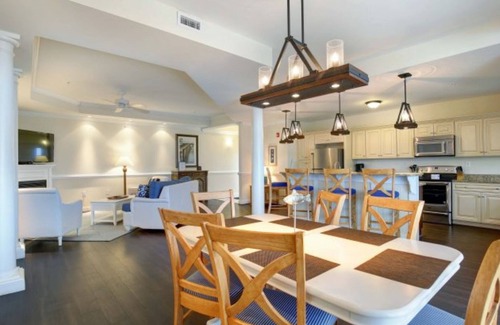 Roper Condo | Three Bedroom Luxury Condo, Waterside Resort (2048815)