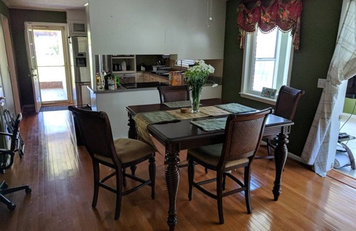 National Hills House | Three Bedroom Ranch with Sunroom! Walking Distance from Augusta National Course!