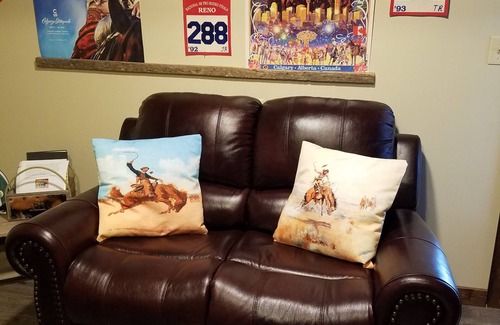 Three Forks Apartment | Three Forks Saddlery's "Cowboy Cabin"