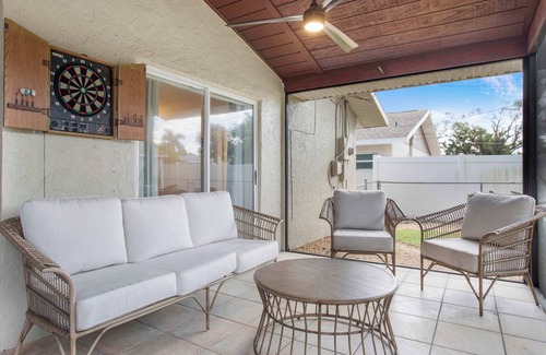 Naples Park House | Three Palms Charming 3bed 2bath Getaway
