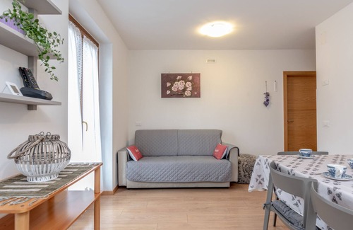 Andalo Apartment | Three-room apartment Genepì on 2nd floor with Paganella view; wi-fi; parking