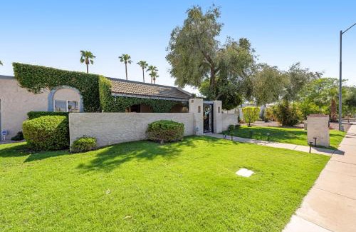 Raskin Estates House | Thunderbird Retreat