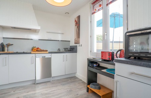 Cleder House | Ti an Aod by Interhome