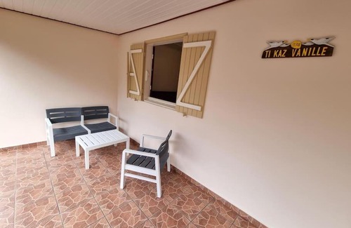 Basse Vallee House | Ti kaz Vanille