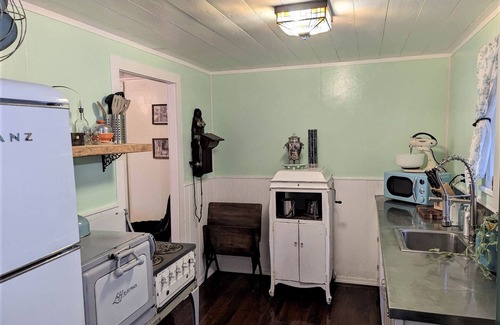 Westlake Cabin | Ticketmaster Chamber - Lakefront Studio Vacation Rental