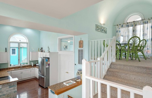 Monteray Shores House | Tickled Pink: Pool | Hot Tub | Elevator | Dogs OK