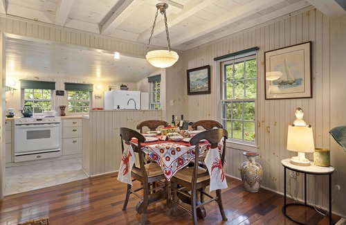 Scarborough Cottage | Tide Mill Cottage - Luxury Home on Nonesuch River