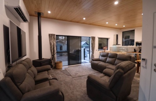 Ohakune House | Tiffany Swim spa resort