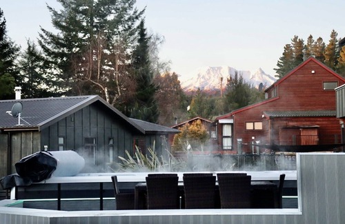Ohakune House | Tiffany Swim spa resort