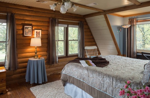 Bonnerdale Bed & Breakfast | Tiffanys Bed & Breakfast