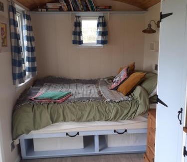 Skibbereen Other | Tigín Omagh