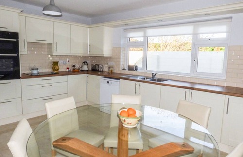 Rosslare Cottage | TIGH BAWN, family friendly in Rosslare Strand, County Wexford