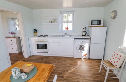 Cornamona Cottage | TIGH MHICHEAL PHAIDIN, family friendly in Clonbur, County Galway