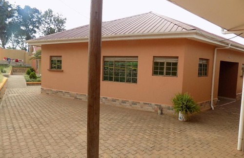 Hoima Hotel | Tik Hotel Hoima