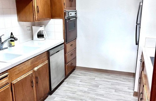 Point Loma Heights Condo | Tiki Condo -charming, tropical, retro; great location near beach; pool & parking